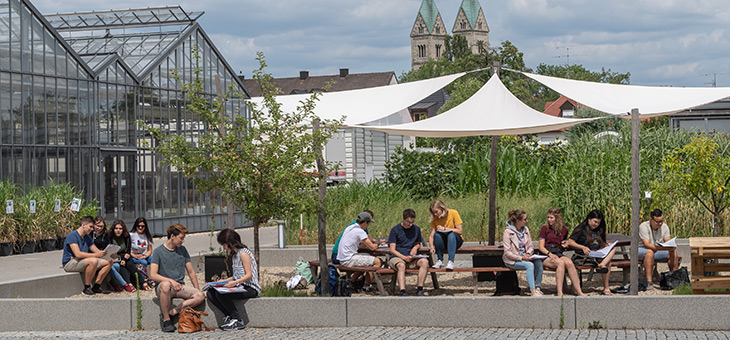 Novum: Erstmals 1000 Studierende in Straubing